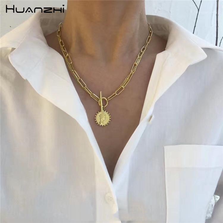 Pendant Necklaces HUANZHI 2021 Gold Silver Color Korean Vintage Double Chain Punk Queen Head Pendent Necklace For Women Men Jewelry Gifts1
Pendant Necklaces HUANZHI 2021 Gold Silver Color Korean Vintage Double Chain Punk Queen Head Pendent Necklace For Women Men Jewelry Gifts1