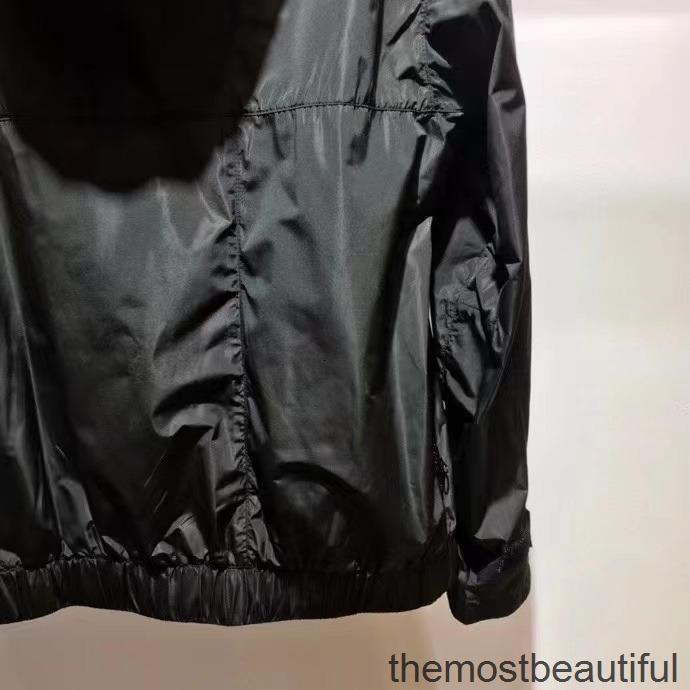 Men's Jackets Winter Man's Fashion Casual Outdoor Warm Waterproof Adjustable Zipper Coats 5CWB, 1# packing bag
Men's Jackets Winter Man's Fashion Casual Outdoor Warm Waterproof Adjustable Zipper Coats 5CWB, 1# packing bag
