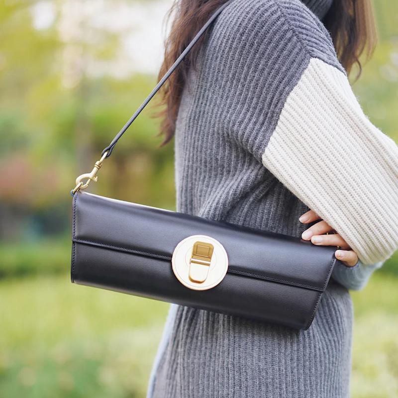 2021 New Fashion Round Cowhide Stick Bag Vintage Shoulder Bag Popular Leather Designer Handbags, Black
2021 New Fashion Round Cowhide Stick Bag Vintage Shoulder Bag Popular Leather Designer Handbags, Black
