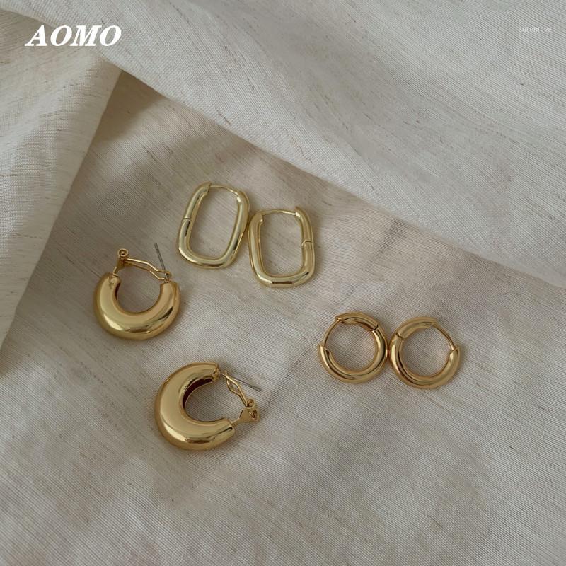 AOMU 2020 Simple Chic Brass Metal Gold Hoop Earrings Vintage Round Circle Twisted Geometric Earrings for Women Hook Punk Ethnic1
AOMU 2020 Simple Chic Brass Metal Gold Hoop Earrings Vintage Round Circle Twisted Geometric Earrings for Women Hook Punk Ethnic1