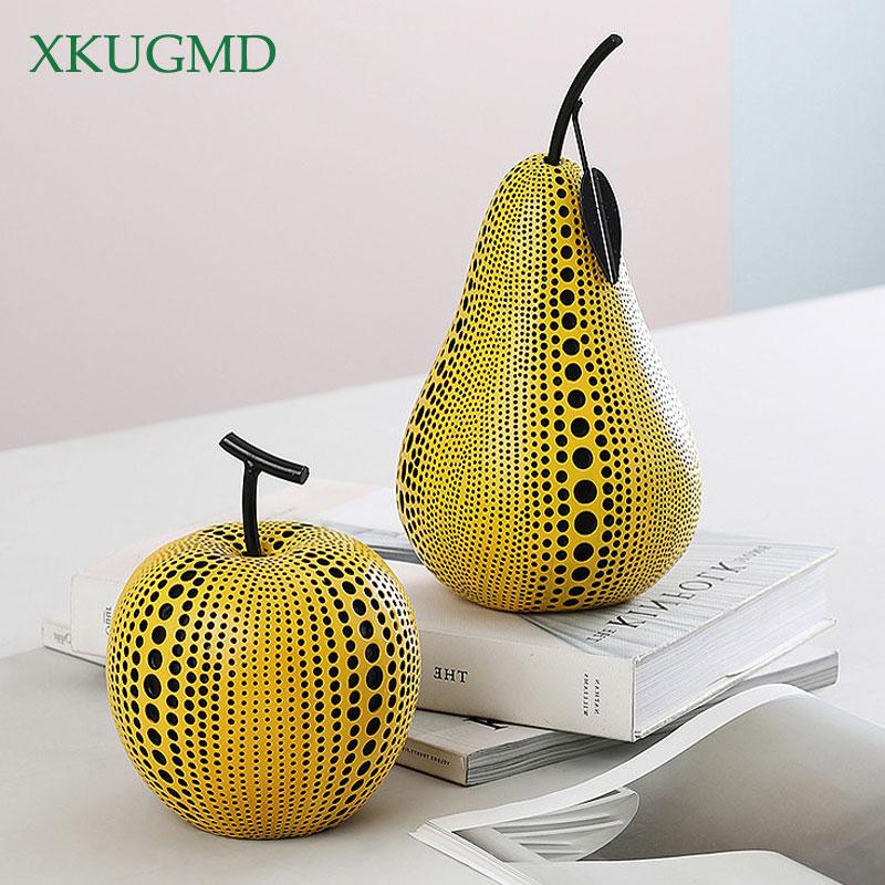 Simulation Apple Pear Resin Decoration Fruit Sculpture Crafts Black Polka Dot Pattern Children's Toy Home Decoration Accessories
Simulation Apple Pear Resin Decoration Fruit Sculpture Crafts Black Polka Dot Pattern Children's Toy Home Decoration Accessories