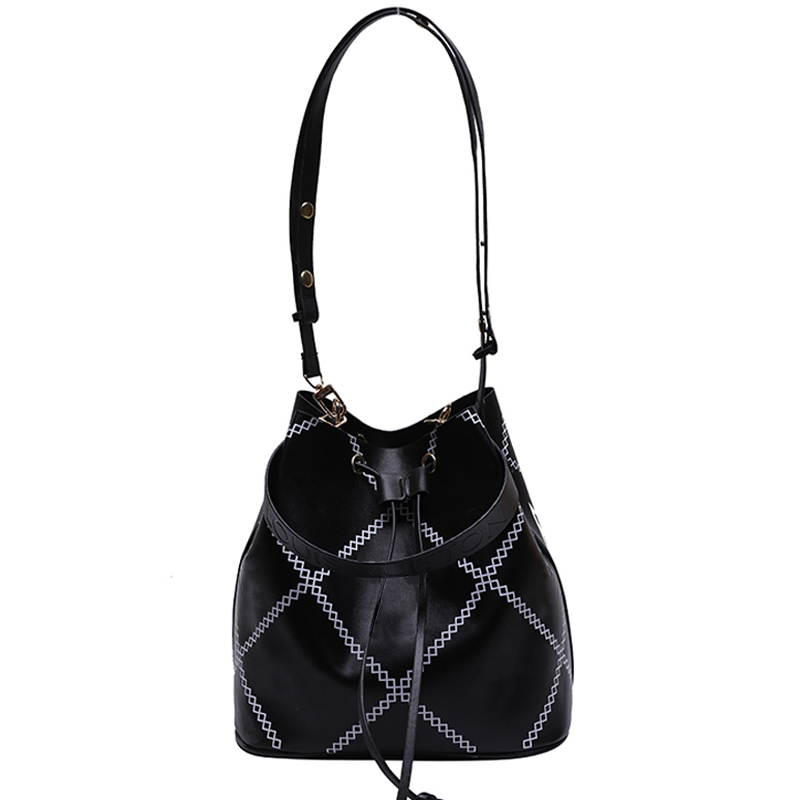 Luxury Brand Designer Bucket Shoulder Bag for Women String handbag purse High quality Geometric Handbags Plaid Strap Crossbody Laser Diamond ChaoL490, Black
Luxury Brand Designer Bucket Shoulder Bag for Women String handbag purse High quality Geometric Handbags Plaid Strap Crossbody Laser Diamond ChaoL490, Black