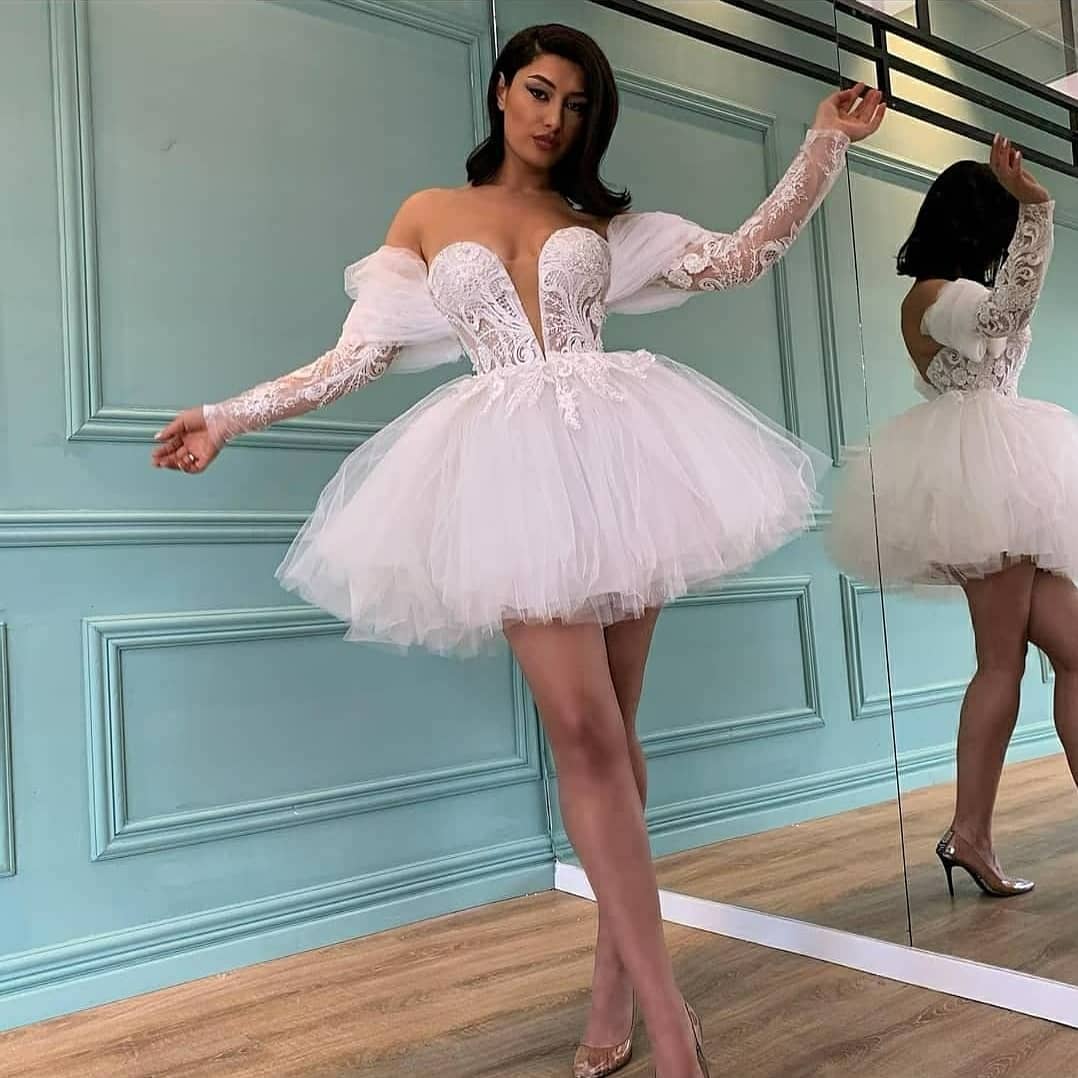 Beaded Amazing Lace Wedding Dresses With Detachable Train Deep V Neck A E Long Sleeves Bridal Gowns Tiered Tulle Robe De Mari E