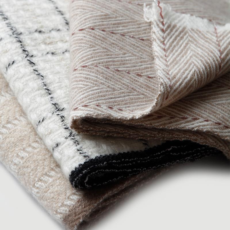 100% Cashmere Scarf Fashion Women Elegant Soft Warm Thick Cashmere Shawl Ladies Light Woole Plaid Keep Warm Autumn Winter
100% Cashmere Scarf Fashion Women Elegant Soft Warm Thick Cashmere Shawl Ladies Light Woole Plaid Keep Warm Autumn Winter