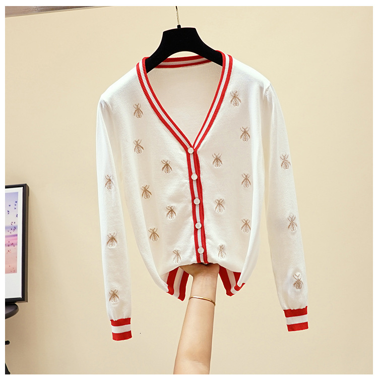 2021 New High Quality Sweater Fashion Designer Bee Embroidery Cardigan Long Sleeve Single Breasted Contrast Color Button Knitted Sweaters, White
2021 New High Quality Sweater Fashion Designer Bee Embroidery Cardigan Long Sleeve Single Breasted Contrast Color Button Knitted Sweaters, White
