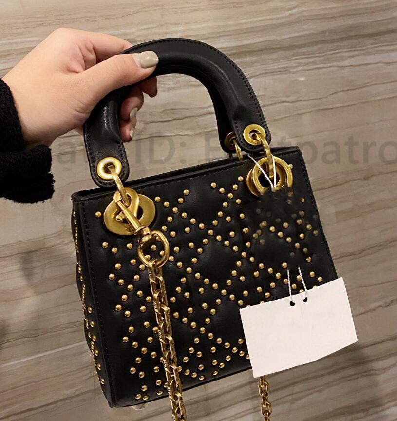 TOP Quality Best 2021 Best Luxurys Designers Fashion CrossBody Bag Rivet Handbags Totes Saddle women Handbag Lady Shoulder bags Clutch Bags, No bags
TOP Quality Best 2021 Best Luxurys Designers Fashion CrossBody Bag Rivet Handbags Totes Saddle women Handbag Lady Shoulder bags Clutch Bags, No bags