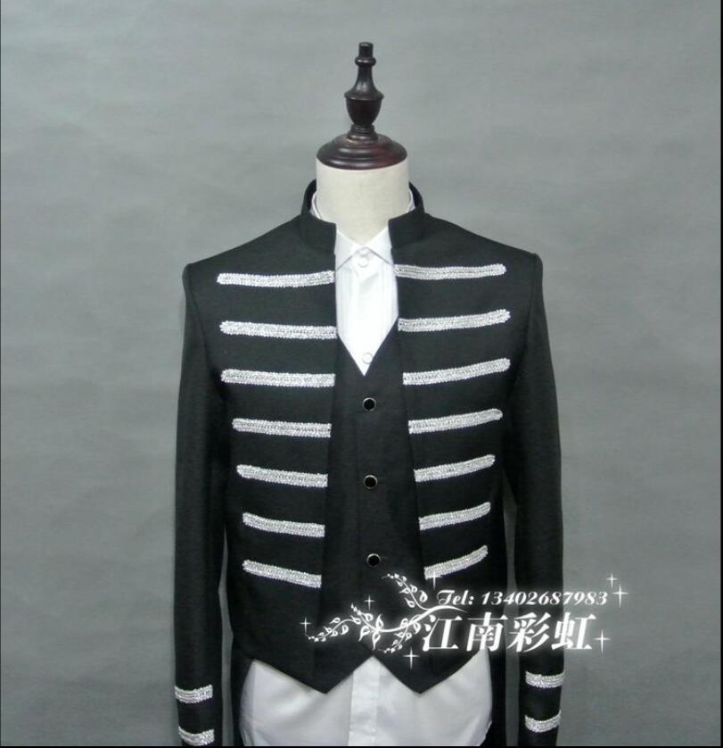 2020 Smoking Personality New Retro Men's Late Groom Tuesdays Collection Three-piece Set Wedding Party Dressed in Formal Pcof, Black
2020 Smoking Personality New Retro Men's Late Groom Tuesdays Collection Three-piece Set Wedding Party Dressed in Formal Pcof, Black