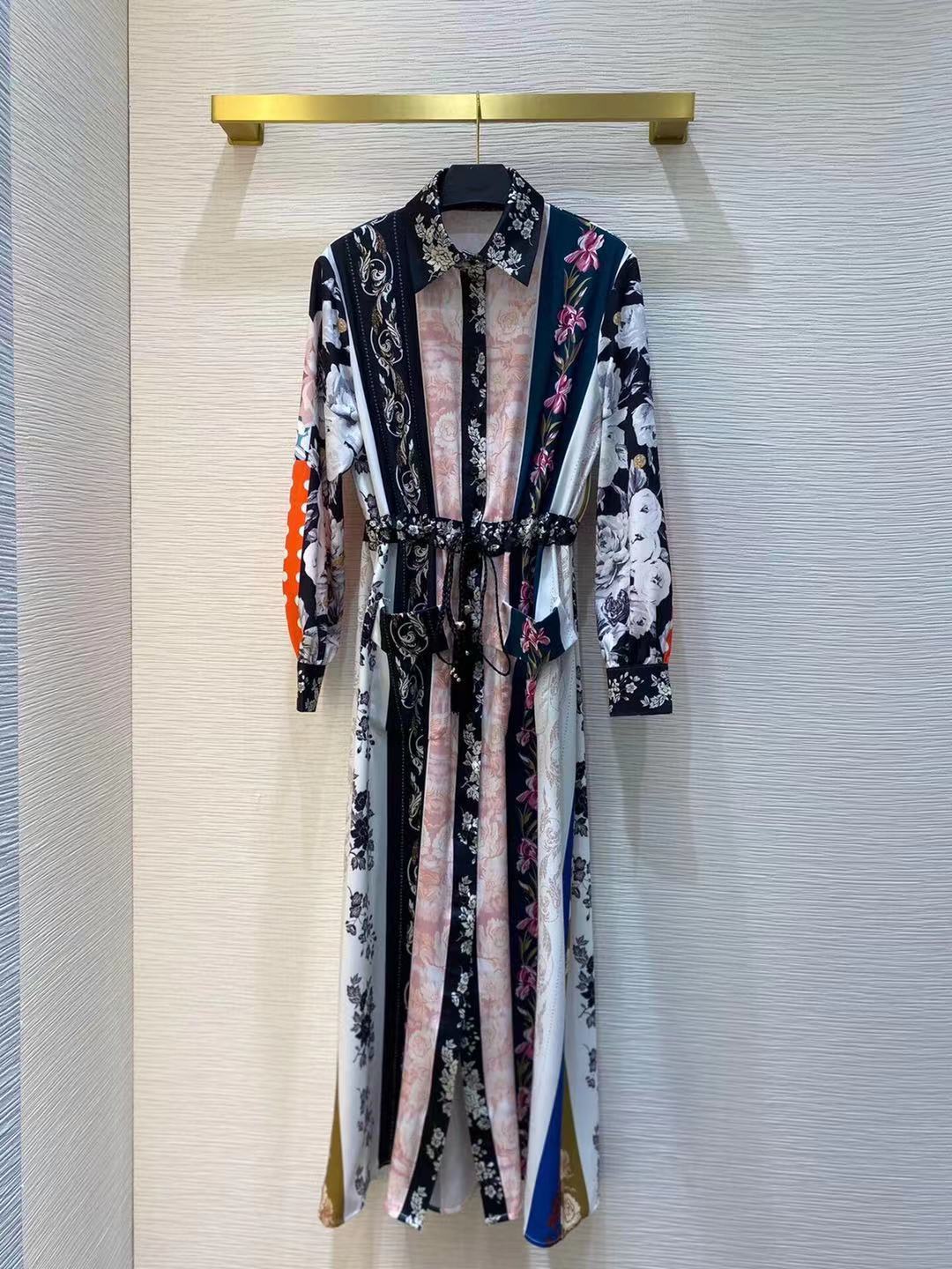 2021 Quality New High Spring Women Sexy Turn Down Collar Vintage Flowers Long Sleeve Dress Vjxt, The photo
2021 Quality New High Spring Women Sexy Turn Down Collar Vintage Flowers Long Sleeve Dress Vjxt, The photo