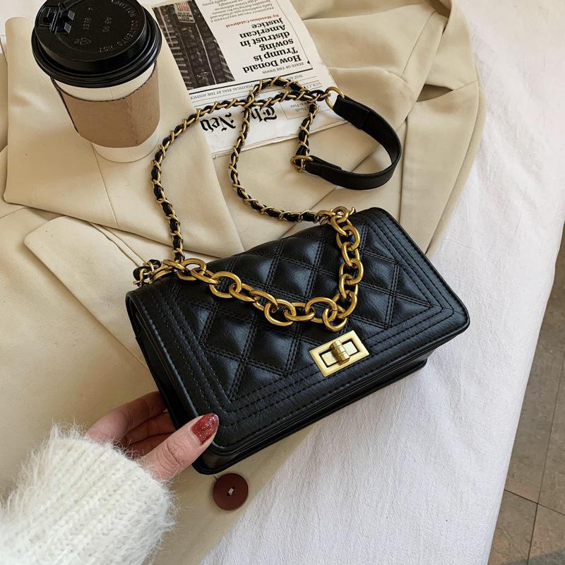 Textured Women's Bags 2021 Spring New Trendy Fashion Popular Lingge All-match Messenger Bag Chain Personalized Small Square Bag, Black
Textured Women's Bags 2021 Spring New Trendy Fashion Popular Lingge All-match Messenger Bag Chain Personalized Small Square Bag, Black
