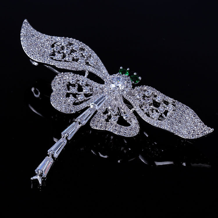 Nature Vintage Opens Green Eyes Flying Dragonfly Brooches Full Pave & Baguette Cut CZ Winged Dragonfly Pin Women Coat Jewelry 201009