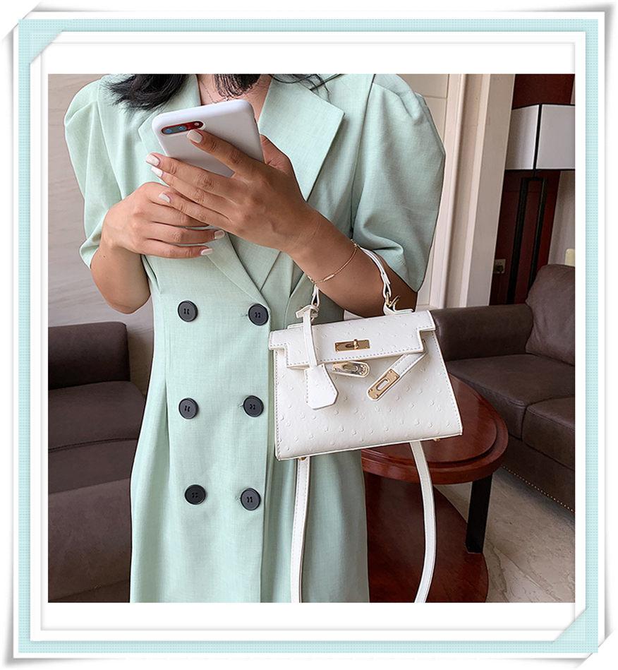 Cheap Fashion Evening Bags Luxury Handbags Womens Bag Designer Ladies Shoulder Handbag Tote NEW Totes Bag Official Famous Brands white, As photo style color
Cheap Fashion Evening Bags Luxury Handbags Womens Bag Designer Ladies Shoulder Handbag Tote NEW Totes Bag Official Famous Brands white, As photo style color