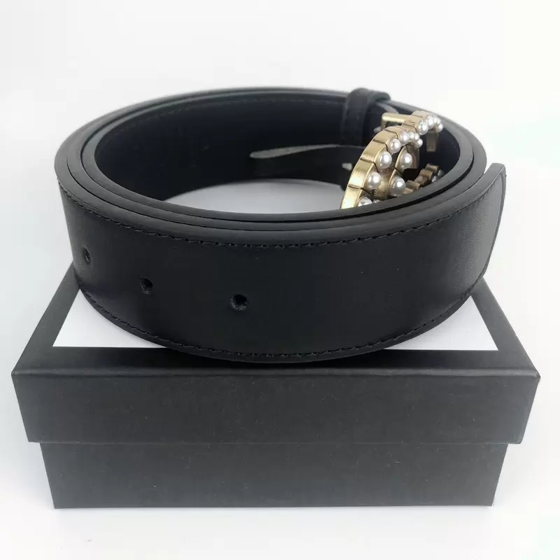 Fashion Classic Men Designers Belts Womens Mens Casual Letter Smooth Buckle Belt Width3.8cm With box, The belt color
Fashion Classic Men Designers Belts Womens Mens Casual Letter Smooth Buckle Belt Width3.8cm With box, The belt color