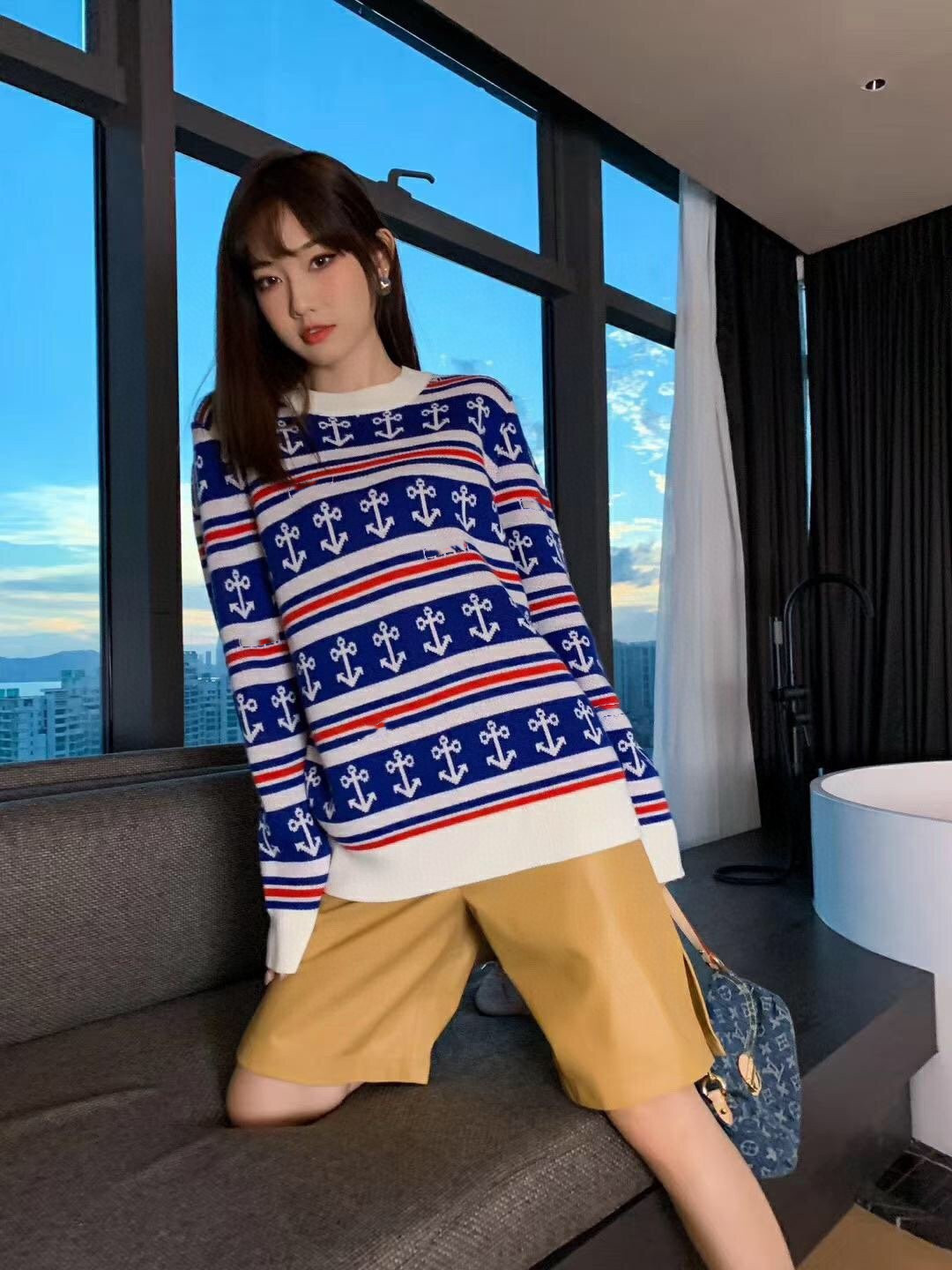 Women's retro double-layer letter jacquard sweater round neck hit color versatile fashion long-sleeved sweater jacket free shipping, White;black
Women's retro double-layer letter jacquard sweater round neck hit color versatile fashion long-sleeved sweater jacket free shipping, White;black