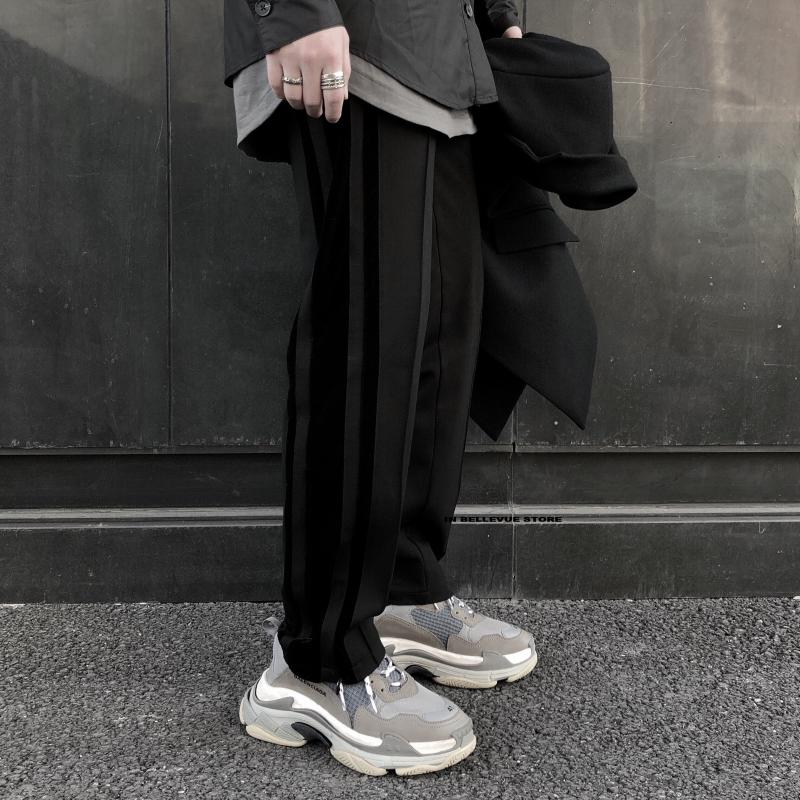 2021 Men Women's clothing Catwalk Velvet stitching long casual Pants Plus Size costumes 27-46, Black
2021 Men Women's clothing Catwalk Velvet stitching long casual Pants Plus Size costumes 27-46, Black