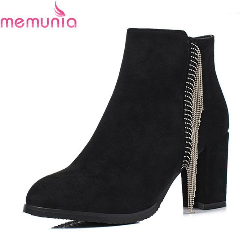 MEMUNIA new 2020 arrival ankle boots solid round toe suede leather boots with fringe thick heels sexy women's party shoes1, Black
MEMUNIA new 2020 arrival ankle boots solid round toe suede leather boots with fringe thick heels sexy women's party shoes1, Black