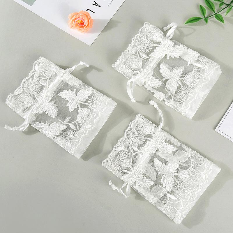 20/50/100pcs Creative White Lace Highend Jewelry Drawstring Bag Weave Pocket Flower Bloth Bag Party Wedding Candy Gift
20/50/100pcs Creative White Lace Highend Jewelry Drawstring Bag Weave Pocket Flower Bloth Bag Party Wedding Candy Gift