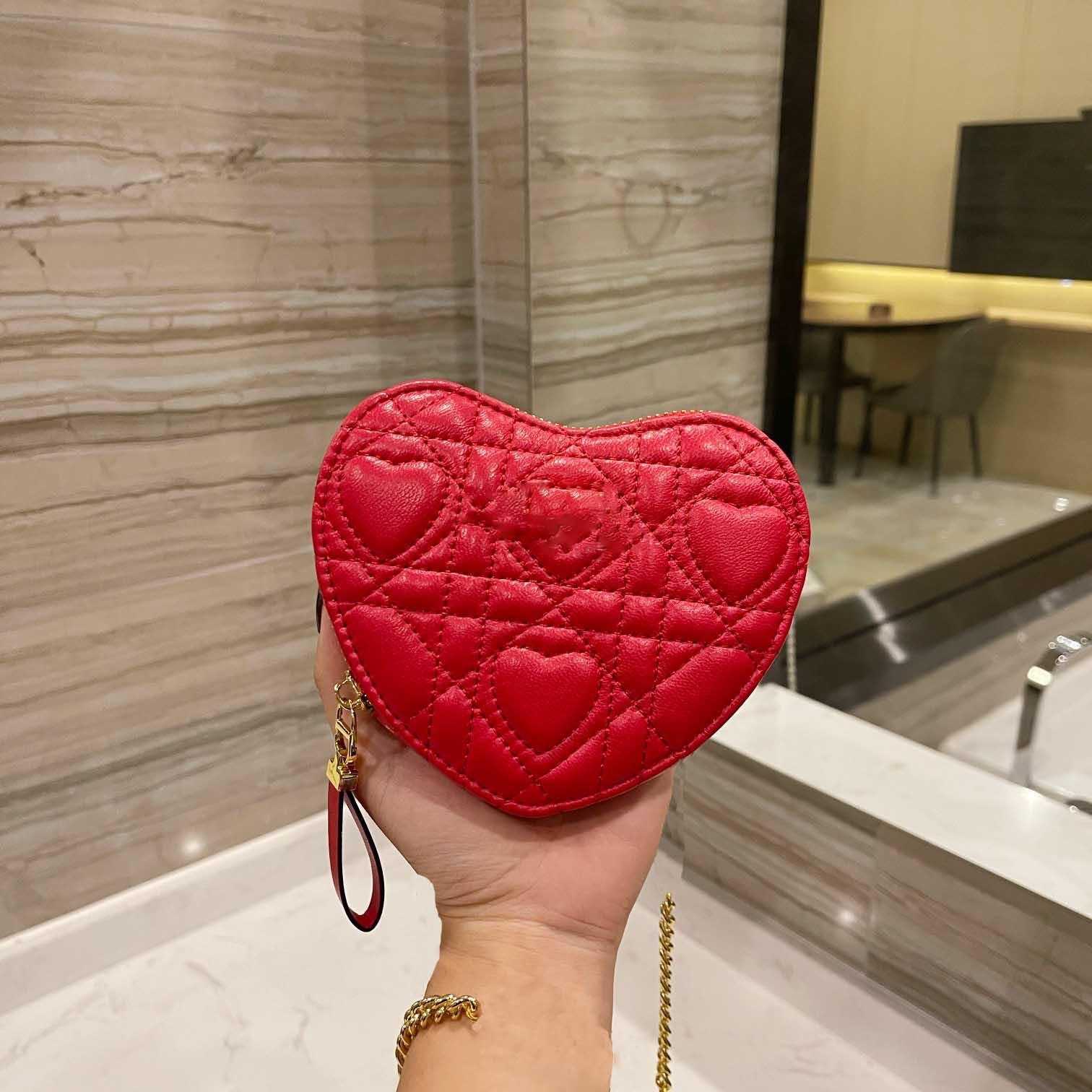 Designer Bags Red Heart Shaped Shoulder Bag High Quality Women Handbags Mini Bags Fashion Purse Real Leather Packet, Color3
Designer Bags Red Heart Shaped Shoulder Bag High Quality Women Handbags Mini Bags Fashion Purse Real Leather Packet, Color3