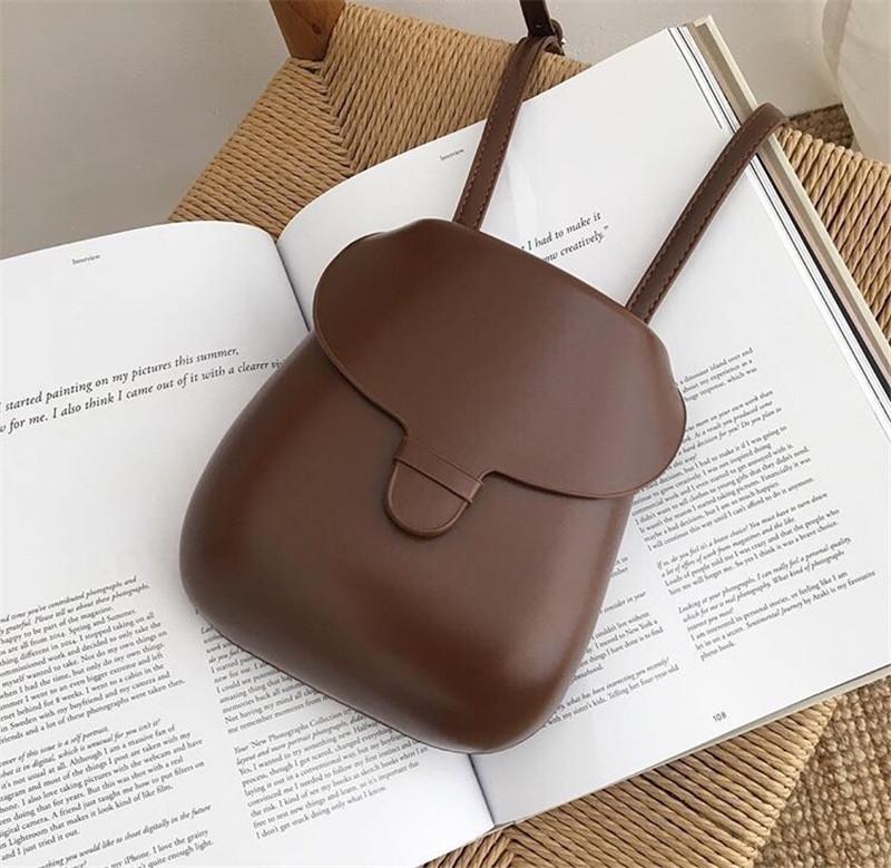 Women bag trend new shell bag fashion wild shoulder simple retro diagonal exquisite elegant small shoulder hand, Pink
Women bag trend new shell bag fashion wild shoulder simple retro diagonal exquisite elegant small shoulder hand, Pink