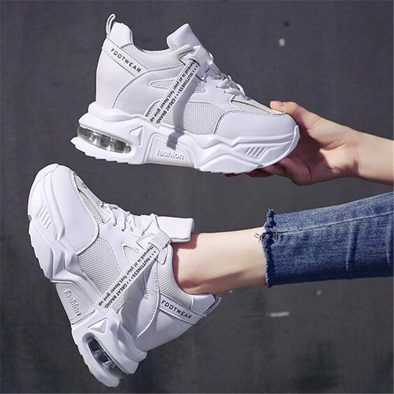 2021 New Woman Chunky Breathable Mesh Sizes Casual Shoes Old Female Father Non-slip Fashion Sneakers 5ZUK
2021 New Woman Chunky Breathable Mesh Sizes Casual Shoes Old Female Father Non-slip Fashion Sneakers 5ZUK