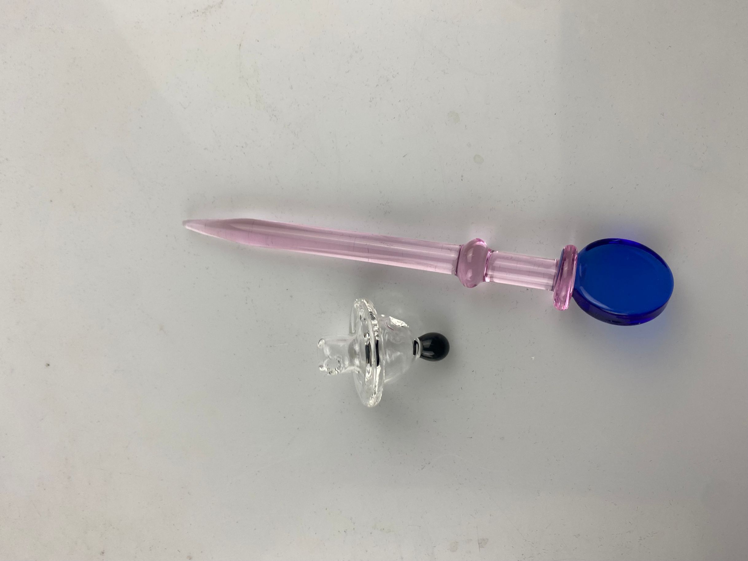 Other smoking sets, pipes, glass rammers and carbon caps, factory direct wholesale at preferential prices
Other smoking sets, pipes, glass rammers and carbon caps, factory direct wholesale at preferential prices