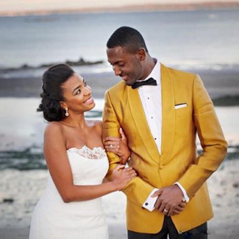 Wedding Gold Slim Fit Men Suits Tuxedos One Button Shawl Lapel Blazer and Black Pants Customized Formal Prom Terno Masculino
Wedding Gold Slim Fit Men Suits Tuxedos One Button Shawl Lapel Blazer and Black Pants Customized Formal Prom Terno Masculino