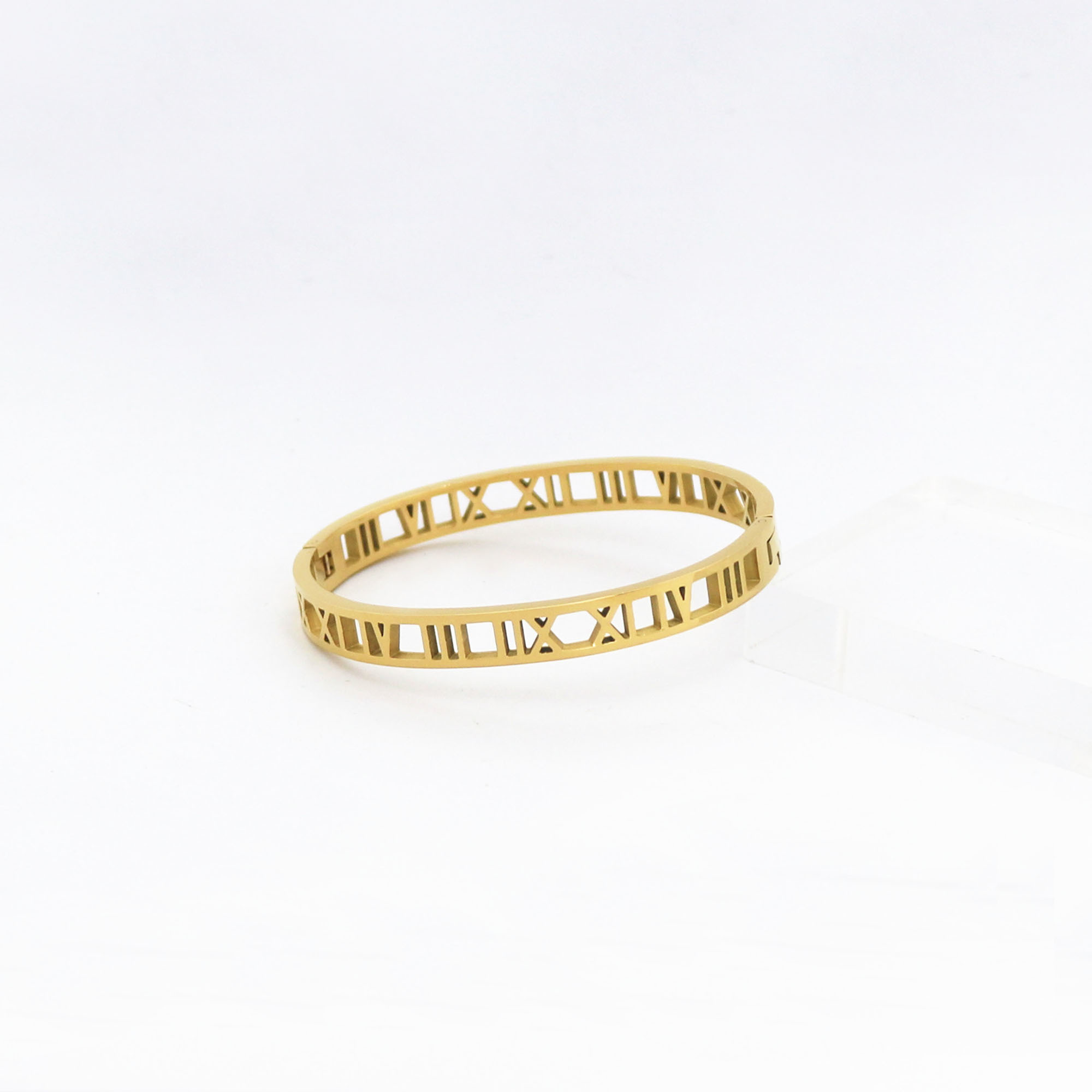 Baoliren Titanium Steel Roman Numerals Jewelry Yellow Gold Hollow Out Bangle for Women T200423