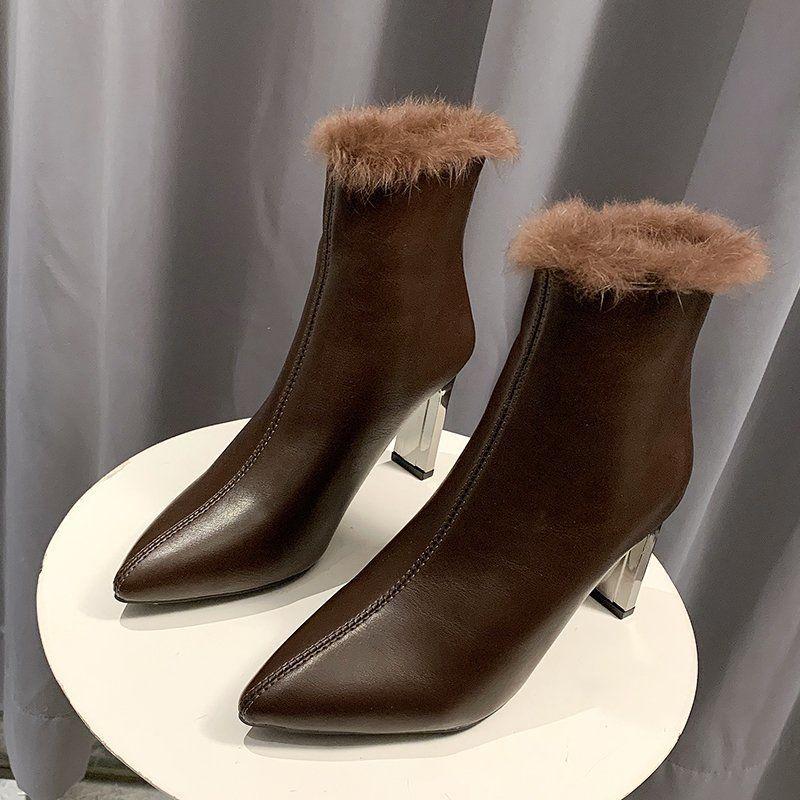 Women Short Boots 2021 Fashion Fur High heeled Ankle Boots Woman Autumn/Winter Shoes Pointed toe Thin heel Female Footware Brown, Black
Women Short Boots 2021 Fashion Fur High heeled Ankle Boots Woman Autumn/Winter Shoes Pointed toe Thin heel Female Footware Brown, Black