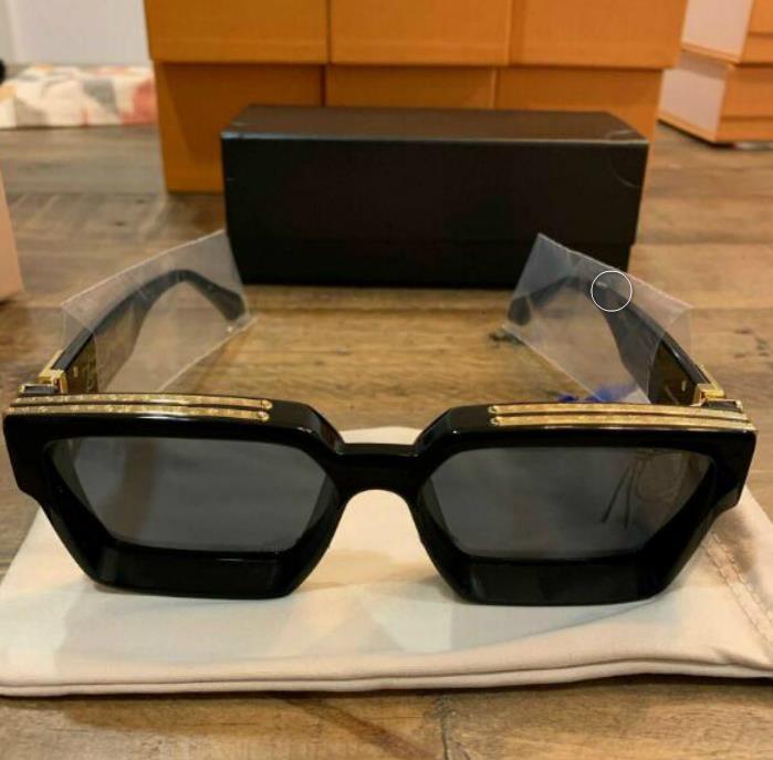 2019 Fashion brand designer 3864 sunglasses cat eye big frame simple classic women style uv400 protection outdoor eyewear
2019 Fashion brand designer 3864 sunglasses cat eye big frame simple classic women style uv400 protection outdoor eyewear