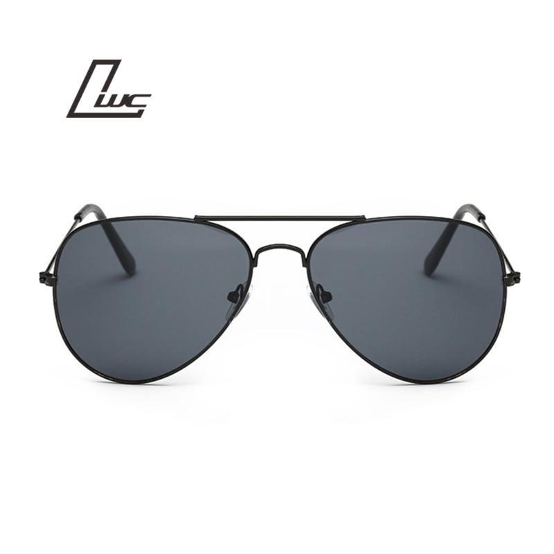 Classic Pilot Sunglasses Women Men Brand Designer Vintage Sun Glasses For Women Driver Glasses Male Metal Frame Clear Lens
Classic Pilot Sunglasses Women Men Brand Designer Vintage Sun Glasses For Women Driver Glasses Male Metal Frame Clear Lens