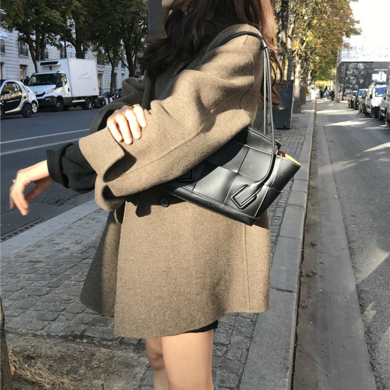 Women Winter Elegant Short Cashmere Overcoat Wool Coat Loose Long Sleeve Double Breasted Parka Oversized Chic Cloak 200923wtt
