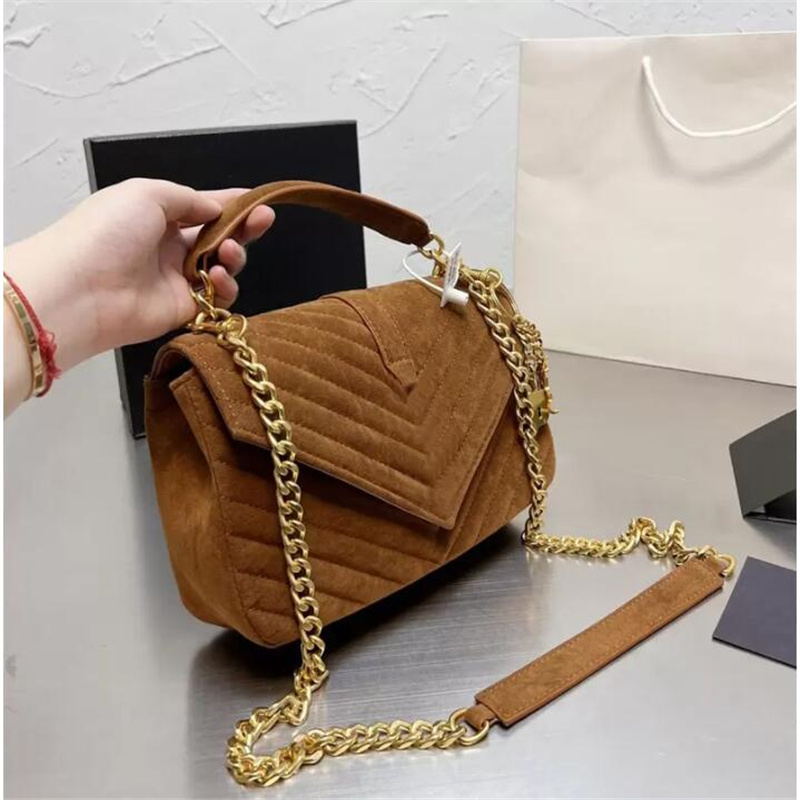 Crossbody Designer Bag fashion gilt chain single Shoulder Bags original frosted leather Handbag classic 2-color size 25 * 18cm gift box packaging, Black
Crossbody Designer Bag fashion gilt chain single Shoulder Bags original frosted leather Handbag classic 2-color size 25 * 18cm gift box packaging, Black
