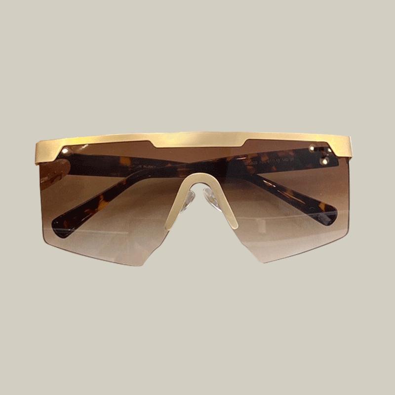 2021 Metal Flat Top Shades Retro Sexy Sunglasses Women Gradient Brand Big Frame Sunglasses Classic UV400 gafas de sol
2021 Metal Flat Top Shades Retro Sexy Sunglasses Women Gradient Brand Big Frame Sunglasses Classic UV400 gafas de sol