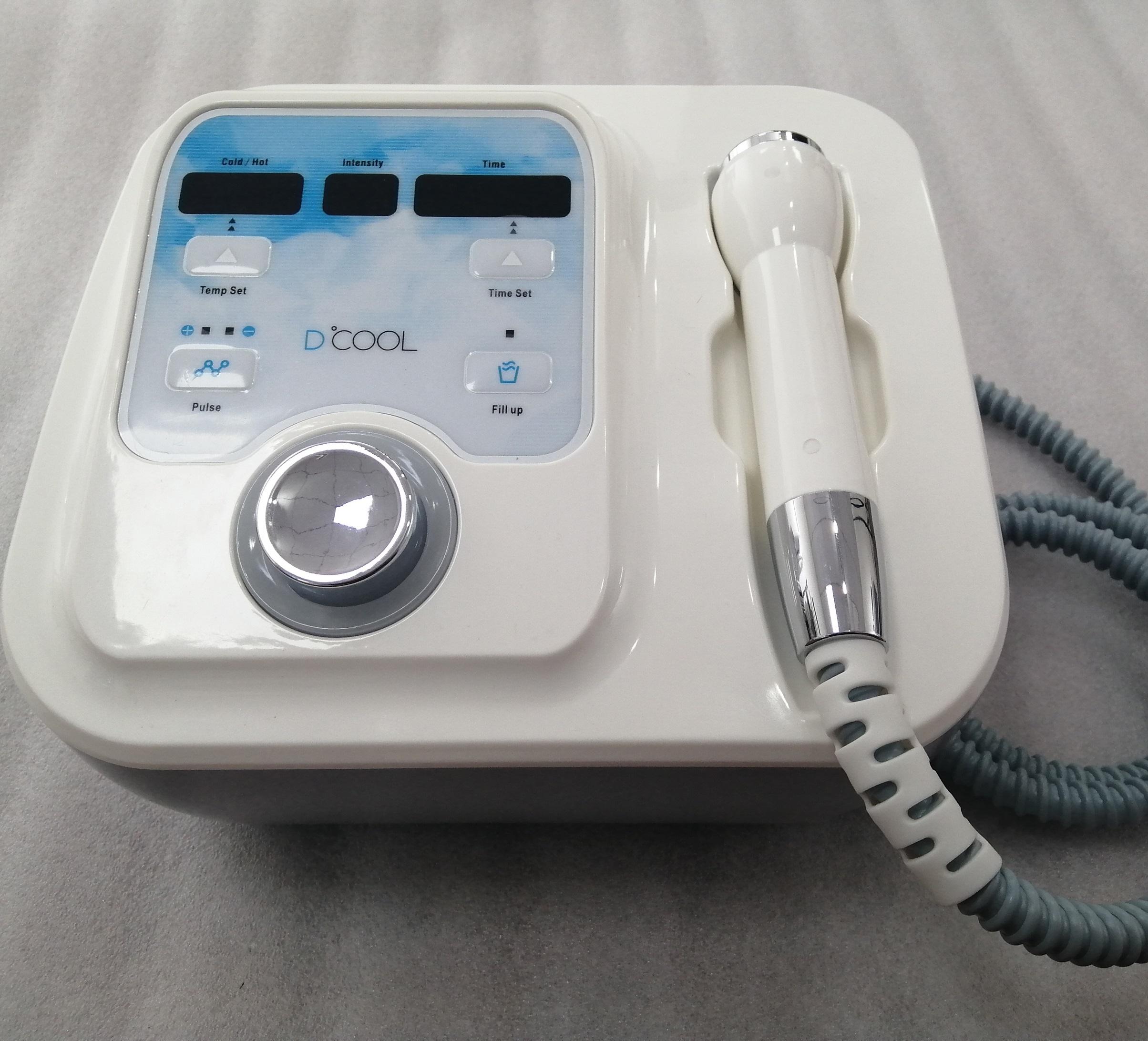 Cryo facial machine 3 in 1 hot and cold for skin tightening with ems pads