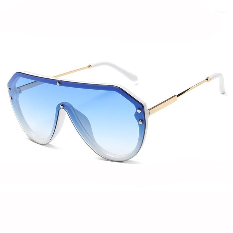 Sunglasses 2021 Oversized Square Women Designer Sun Glasses Men Gradient Fashion Steampunk Rivet Style1
Sunglasses 2021 Oversized Square Women Designer Sun Glasses Men Gradient Fashion Steampunk Rivet Style1