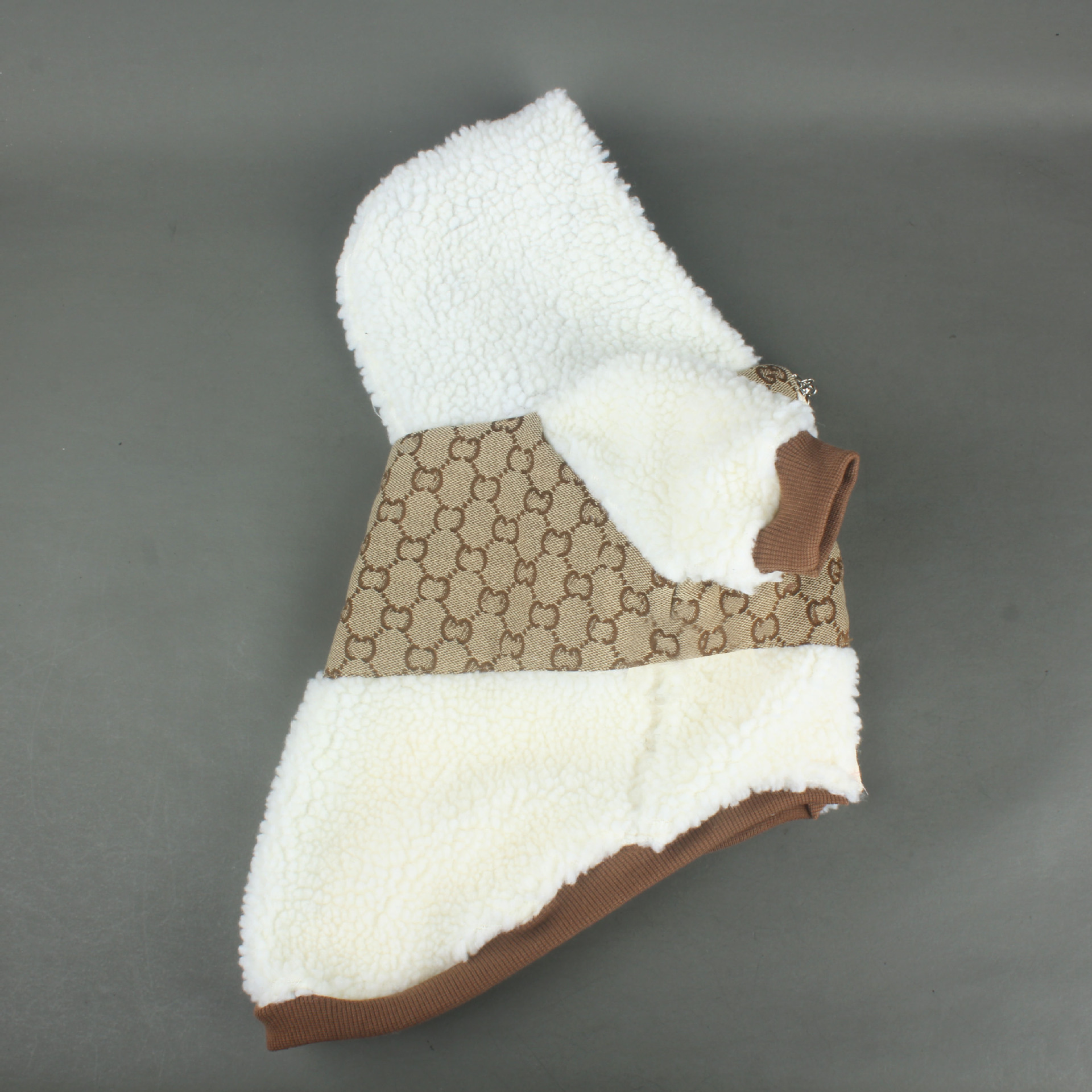 Fashion High Quality Dogs Clothes Luxury Designer Brand Dog Apparel Letters Clsassic Pet Coat Designer Cute Puppy Sweaters, Brown
Fashion High Quality Dogs Clothes Luxury Designer Brand Dog Apparel Letters Clsassic Pet Coat Designer Cute Puppy Sweaters, Brown
