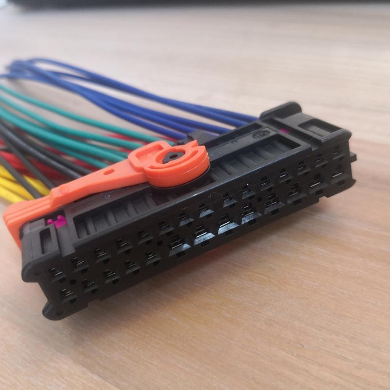 1/2/5/10pcs Guard against theft defensive alarm Anti Theft 28 pin connector 1K0 937 702C with 18 AWG 50cm wire car
1/2/5/10pcs Guard against theft defensive alarm Anti Theft 28 pin connector 1K0 937 702C with 18 AWG 50cm wire car