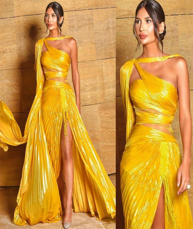 Two Pieces Sexy Evening Dresses With Wrap High Split Bling Beading Sleeveless Prom Dresses Ruffled Sweep Train Custom Made Formal Party Gown