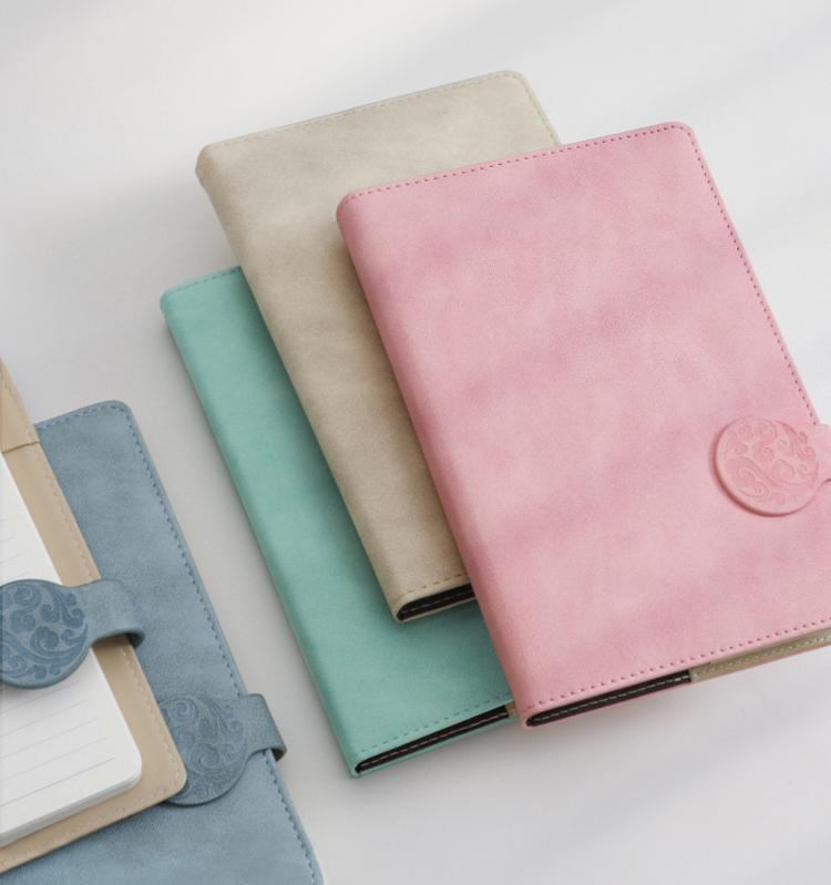 Free Logo Custom Leather Mini A6 Notebook Writing Pads Binder Diary Office School Mini Cute A6 PU Notepad Girl Kids Gift
Free Logo Custom Leather Mini A6 Notebook Writing Pads Binder Diary Office School Mini Cute A6 PU Notepad Girl Kids Gift