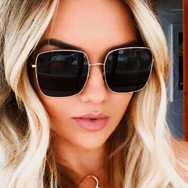 2020 New Sunglasses Ladies Luxury Designer Sun Glasses Square Metal Frame Women Fashion Eyewear1
2020 New Sunglasses Ladies Luxury Designer Sun Glasses Square Metal Frame Women Fashion Eyewear1
