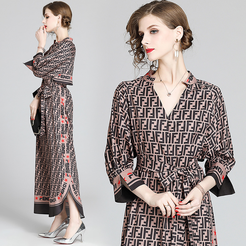 Plus Size Loose New Runway Sexy V-Neck Letters Printed Sash Maxi Dresses Woman Party Night Elegant Ladies Long Sleeve Casual Dress Robe, Black
Plus Size Loose New Runway Sexy V-Neck Letters Printed Sash Maxi Dresses Woman Party Night Elegant Ladies Long Sleeve Casual Dress Robe, Black