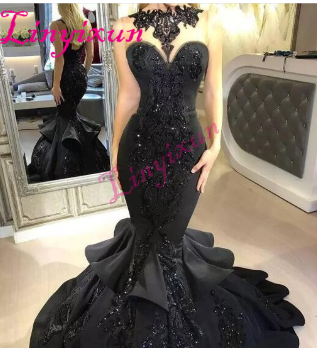 Stunning Black Mermaid Long Prom Dresses 2020 Sexy Beaded Appliqued Cascading Ruffled Court Train Backless Formal Evening Dress
Stunning Black Mermaid Long Prom Dresses 2020 Sexy Beaded Appliqued Cascading Ruffled Court Train Backless Formal Evening Dress