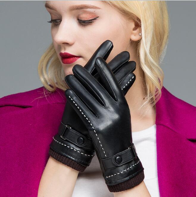 Five Fingers Gloves Leather Ladies Autumn And Winter Plus Velvet Thick Warmth Fashion Sheepskin Grain U Touch Screen
Five Fingers Gloves Leather Ladies Autumn And Winter Plus Velvet Thick Warmth Fashion Sheepskin Grain U Touch Screen