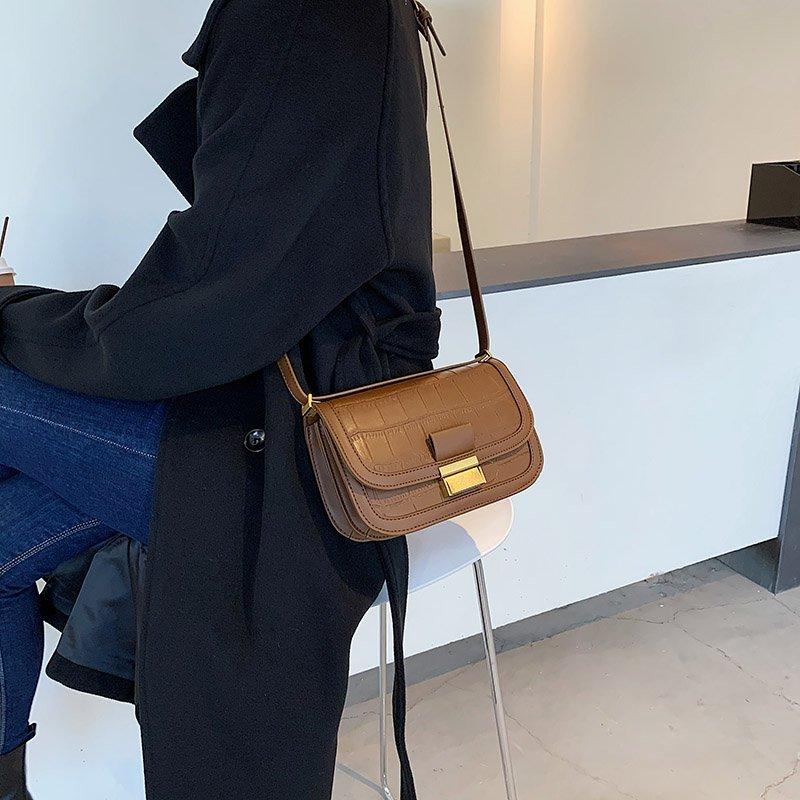 2021 Stone Pattern Small Suede Leather Crossbody Bag for Women Fashion Sac A Main Female Shoulder Bag Female Handbags and Purses, Black
2021 Stone Pattern Small Suede Leather Crossbody Bag for Women Fashion Sac A Main Female Shoulder Bag Female Handbags and Purses, Black