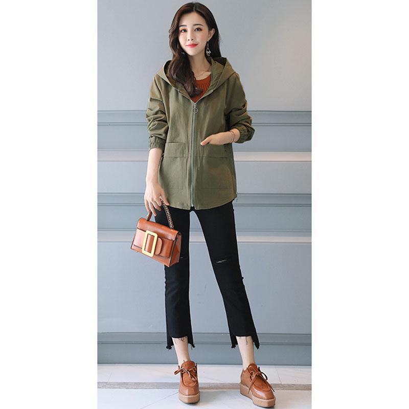 Windbreaker female Korean version of the loose small autumn 2020 new fashion casual wild short jacket A460, Khaki
Windbreaker female Korean version of the loose small autumn 2020 new fashion casual wild short jacket A460, Khaki