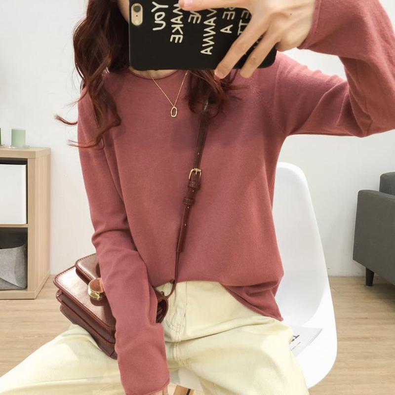 Women Pullovers sweater Casual Solid O-neck long sleeved thin knitted sweater Autumn Soft warm knitwear for female, Black 
Women Pullovers sweater Casual Solid O-neck long sleeved thin knitted sweater Autumn Soft warm knitwear for female, Black