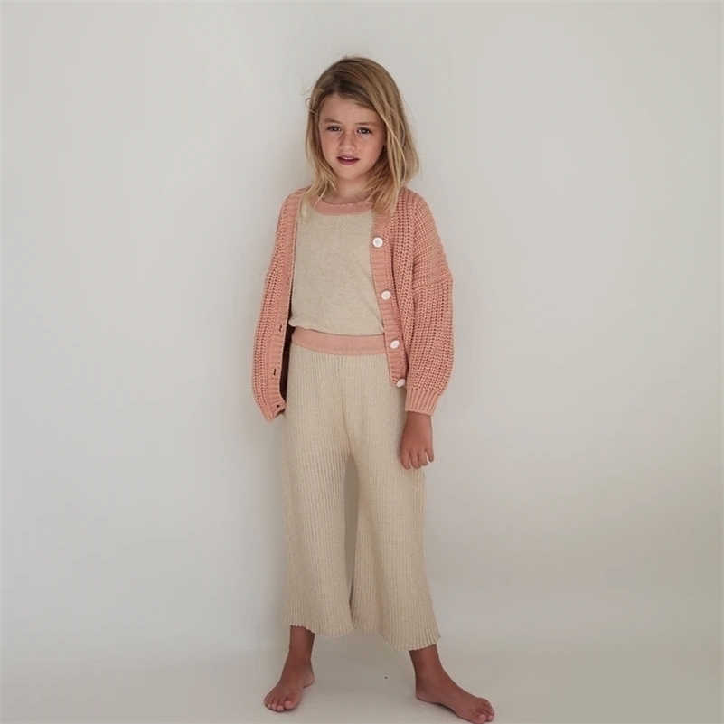 Summer And Storm Kids Winter Keep Warm Sweater Cardigan Coat Kids Boys And Girls Solid Color Cotton Knitted Sweaters Tops 201109, Red
Summer And Storm Kids Winter Keep Warm Sweater Cardigan Coat Kids Boys And Girls Solid Color Cotton Knitted Sweaters Tops 201109, Red