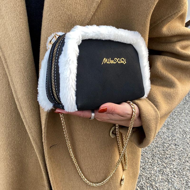 Chain Plush Women's Crossbody Bags High quality Frosted Pu Leather Shoulder Bag Female Handbags Designer Clutch Small Square Bag, Black
Chain Plush Women's Crossbody Bags High quality Frosted Pu Leather Shoulder Bag Female Handbags Designer Clutch Small Square Bag, Black