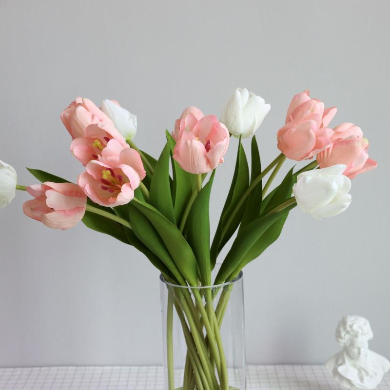 5Pc High-simulation Flower PU Tulip Moisturizing Bouquet Feel Real Touch Artificial Flowers Wedding Home Decoration Fake Flowers, Pink
5Pc High-simulation Flower PU Tulip Moisturizing Bouquet Feel Real Touch Artificial Flowers Wedding Home Decoration Fake Flowers, Pink