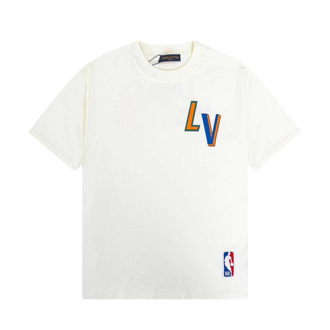 22ss LV Men Women Designers T-Shirts tee Color letters short sleeve Man Crew Neck paris Fashion Streetwear Black white green blue S-XL, L03
22ss LV Men Women Designers T-Shirts tee Color letters short sleeve Man Crew Neck paris Fashion Streetwear Black white green blue S-XL, L03