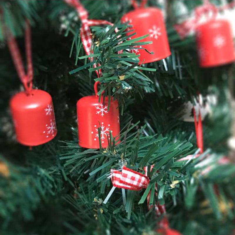 Red Cylindrical Jingle Bell 25mm Christmas Snowflower Small Bell Tree Hanging Decoration For Home Xmas Christmas Decoration
Red Cylindrical Jingle Bell 25mm Christmas Snowflower Small Bell Tree Hanging Decoration For Home Xmas Christmas Decoration